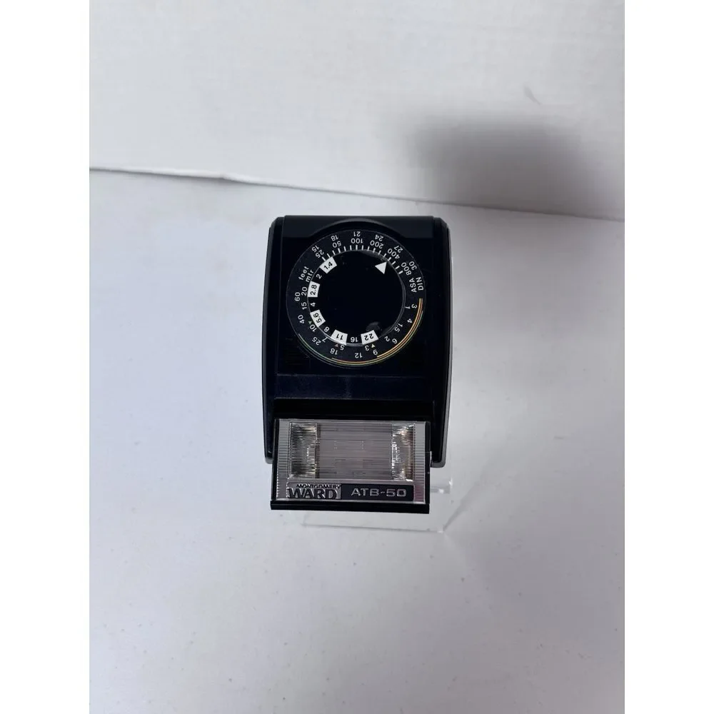 ATB-50 Thyristor Automatic Bounce Electronic‎ Flash Shoe Mount Montgomery Ward